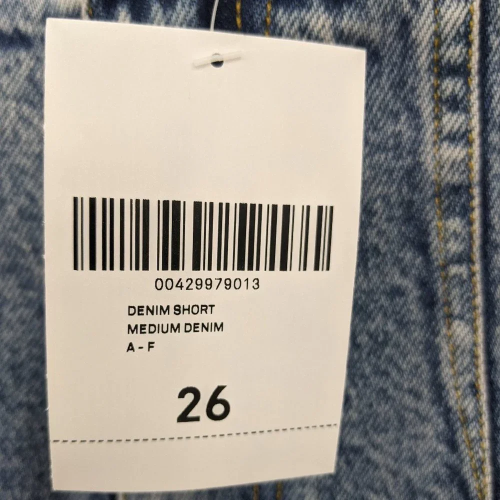 F21 NWT Acid Wash 90's Style Jean Shorts Sz 26